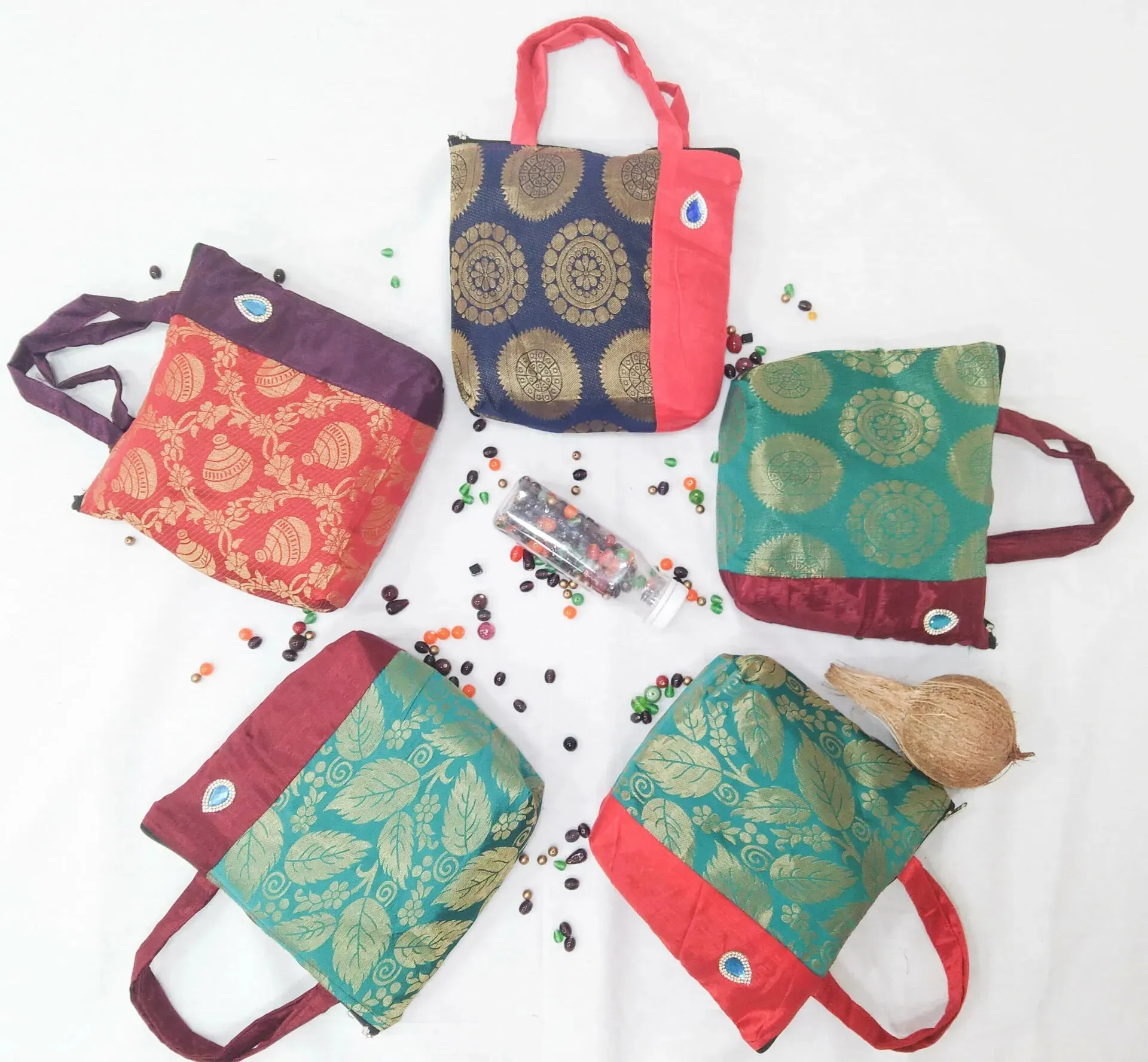 Brocade Zippered Giveaway Bag