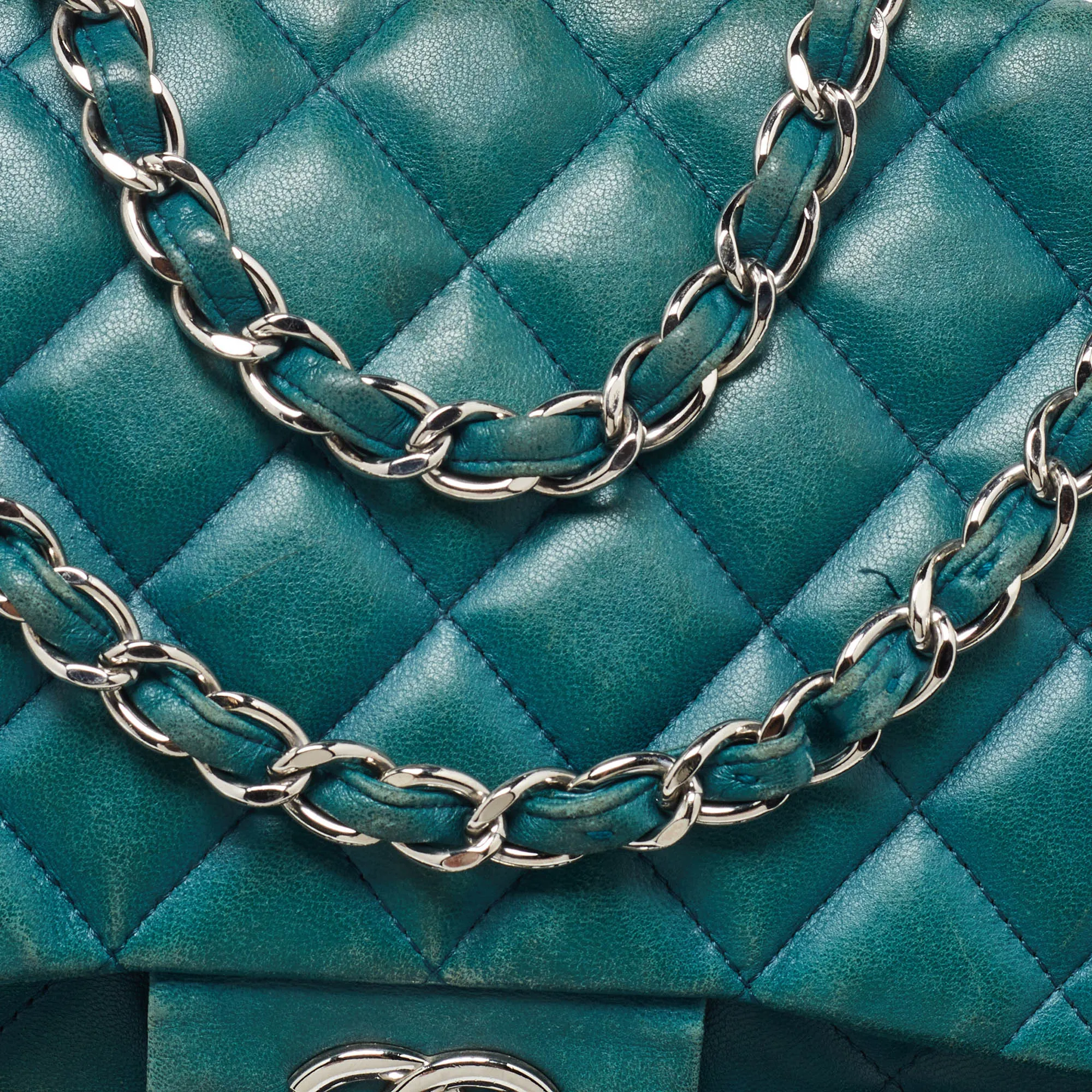 CHANEL Green Quilted Leather Jumbo Classic Double Flap Bag