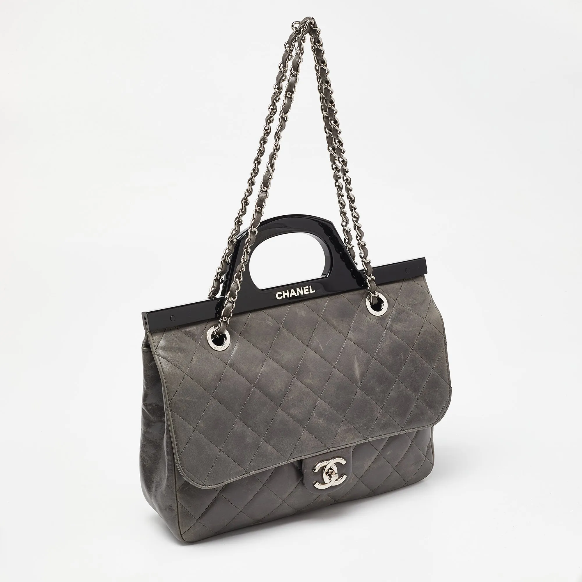 CHANEL Grey Quilted Glazed Leather Small CC Delivery Bag