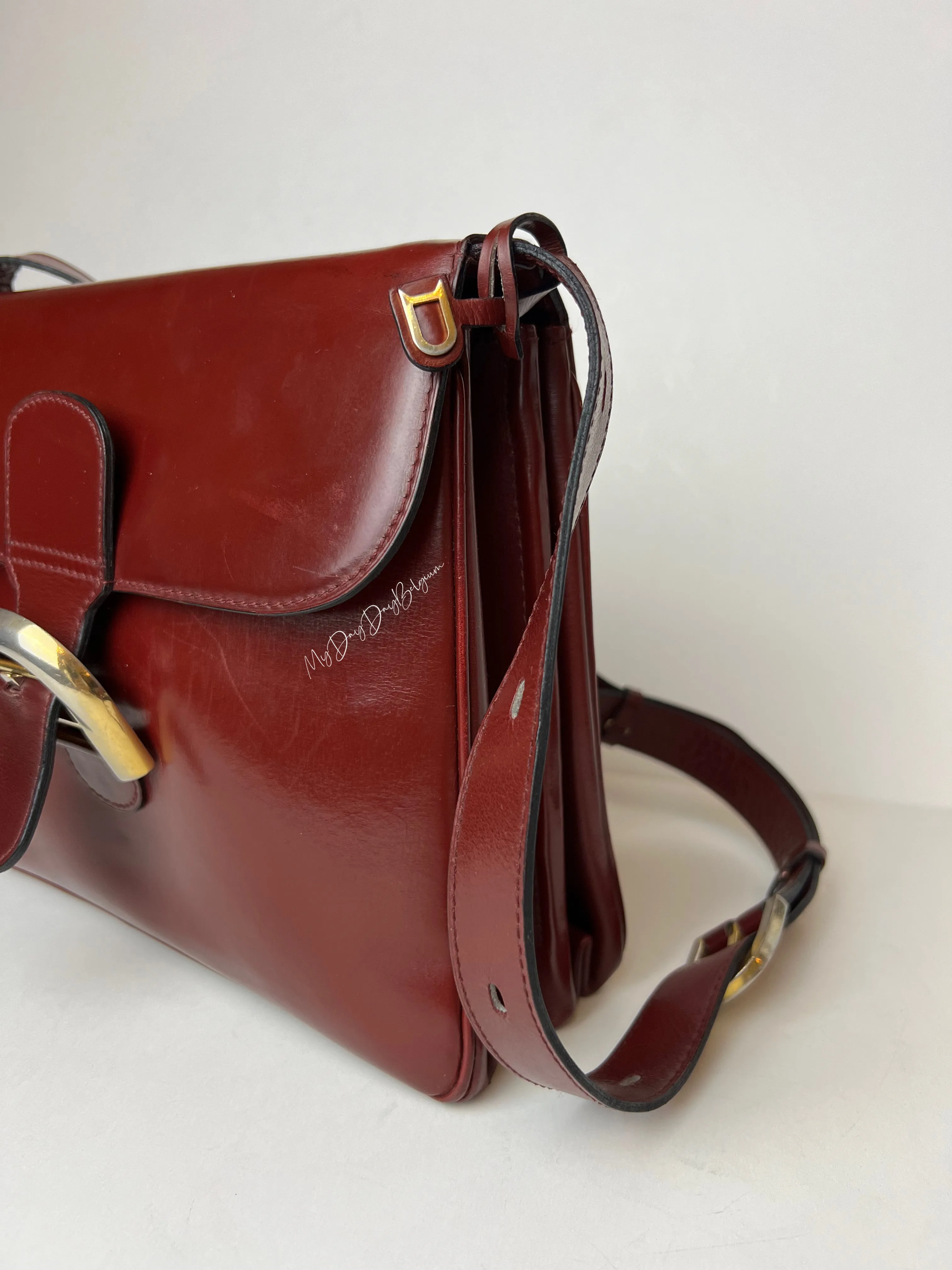 Delvaux Festival 1971 burgundy