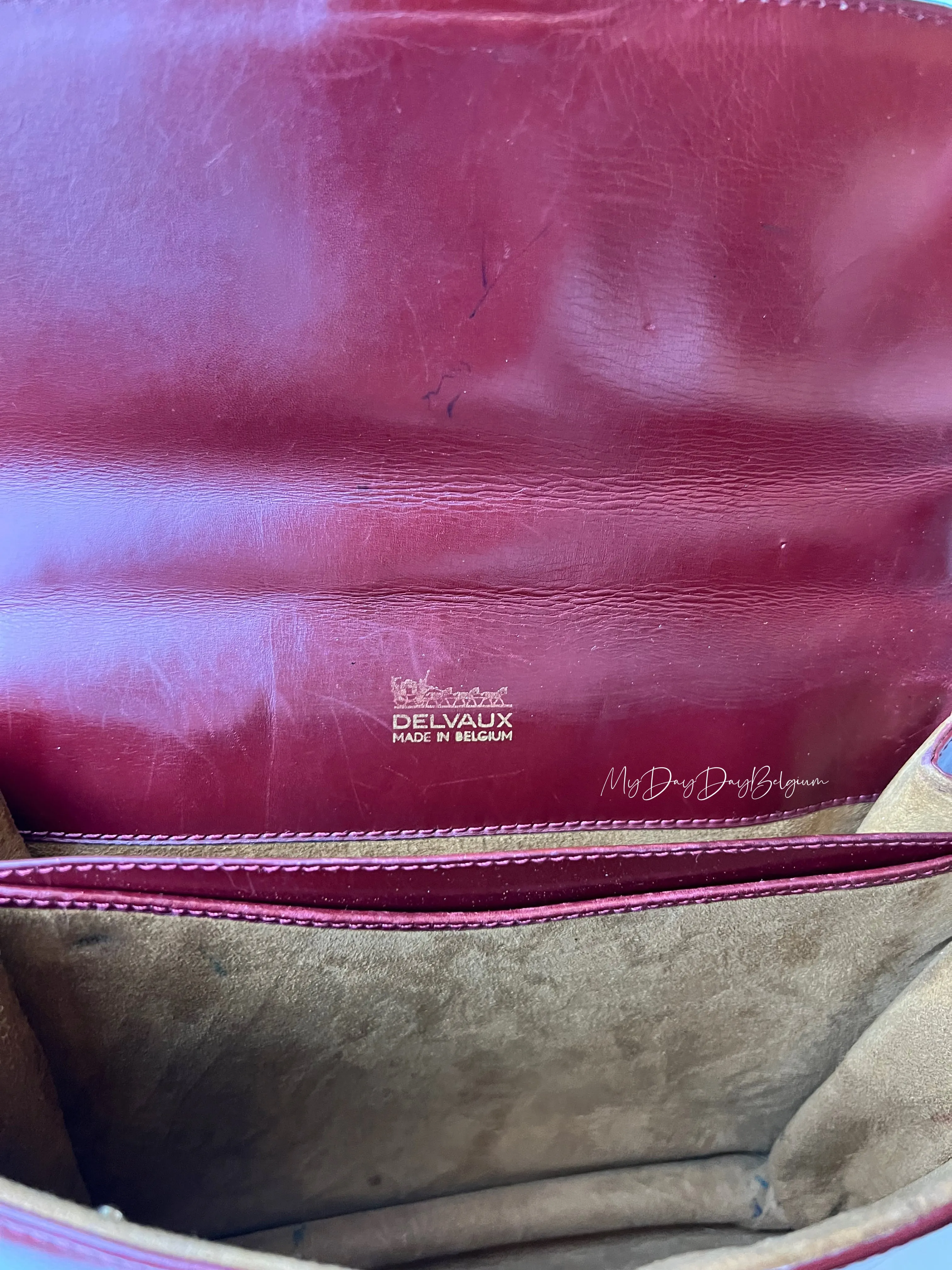 Delvaux Festival 1971 burgundy