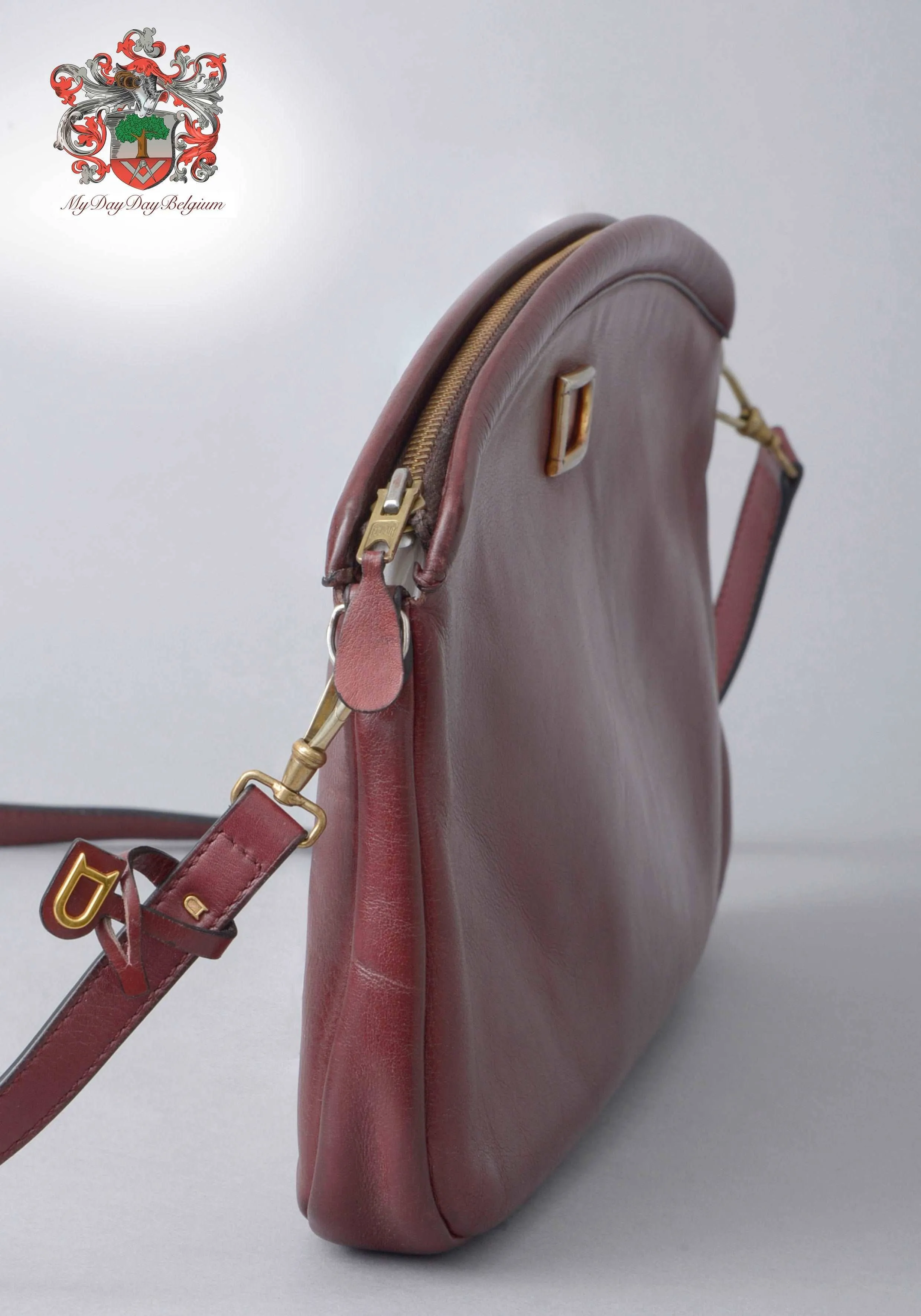 Delvaux vintage crossbody bag 1977