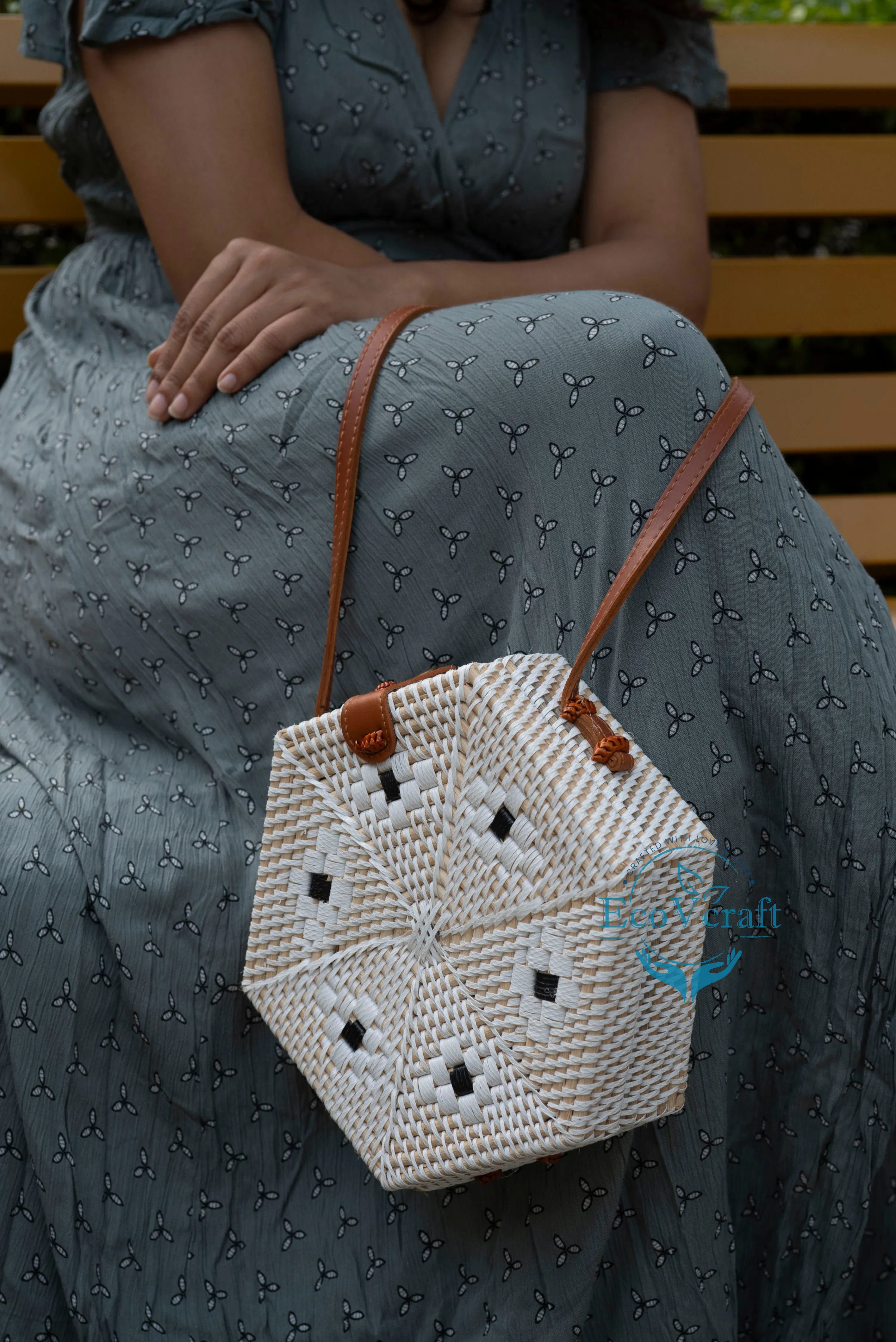 Get Set Go White Hexagonal Crossbody Bag