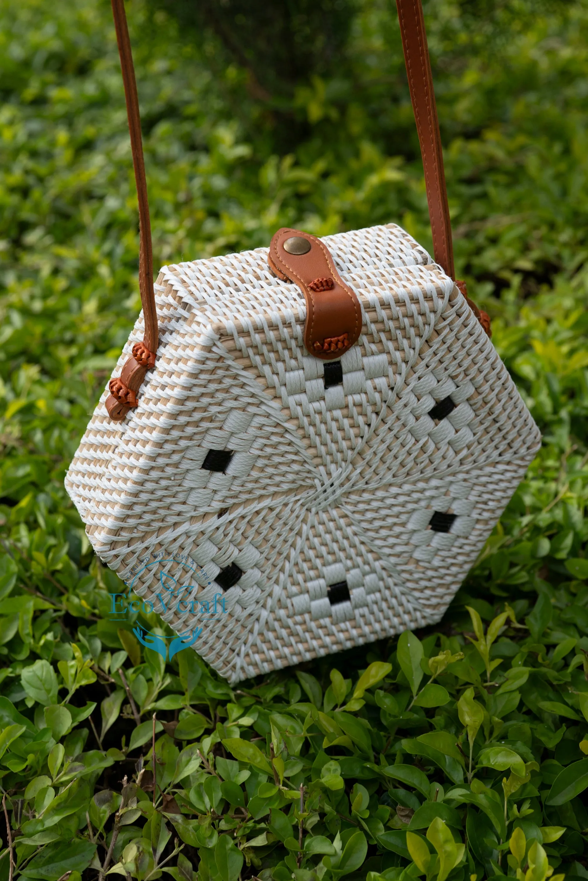 Get Set Go White Hexagonal Crossbody Bag