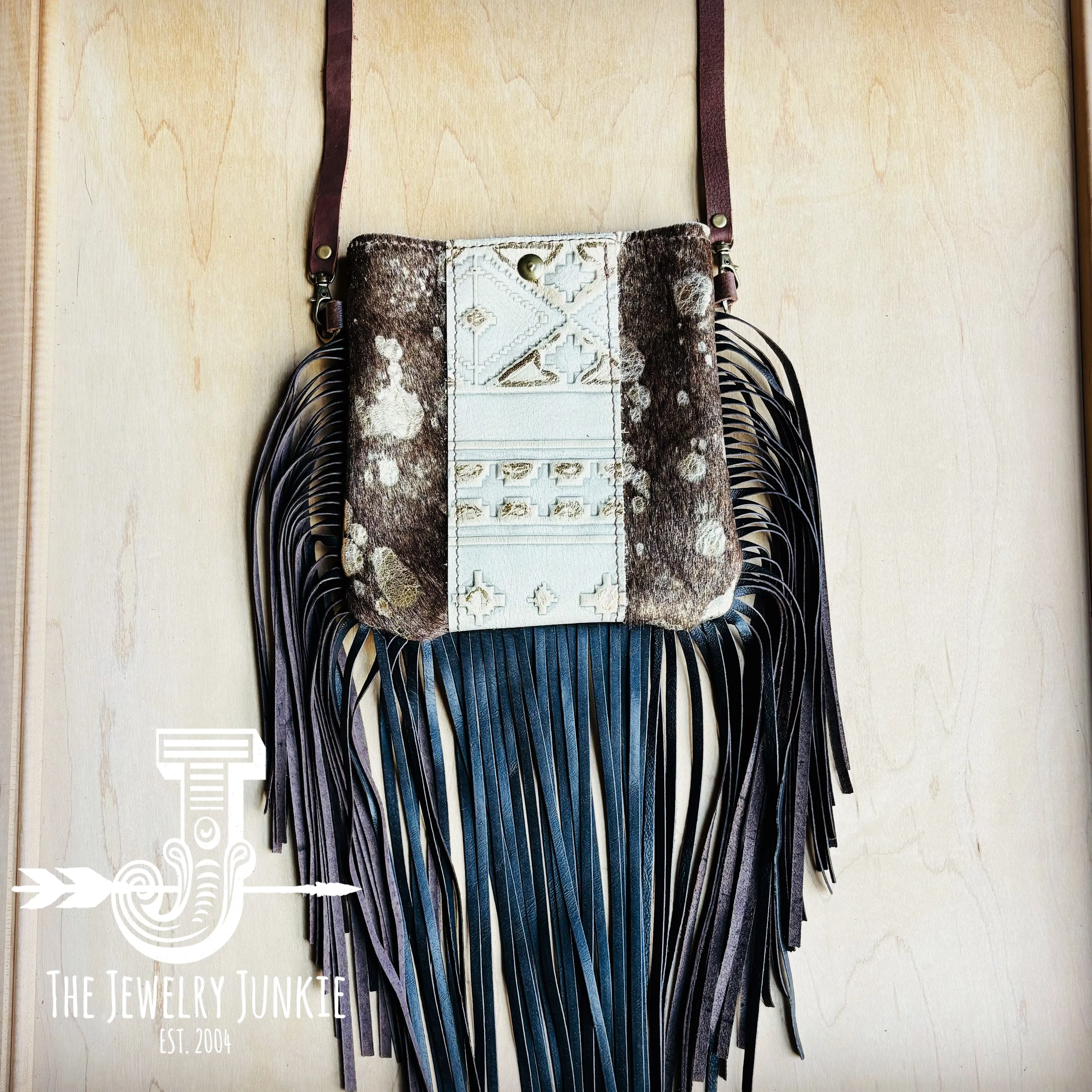 **Small Crossbody Handbag w/ Gilded Navajo Accent Full Fringe 513x