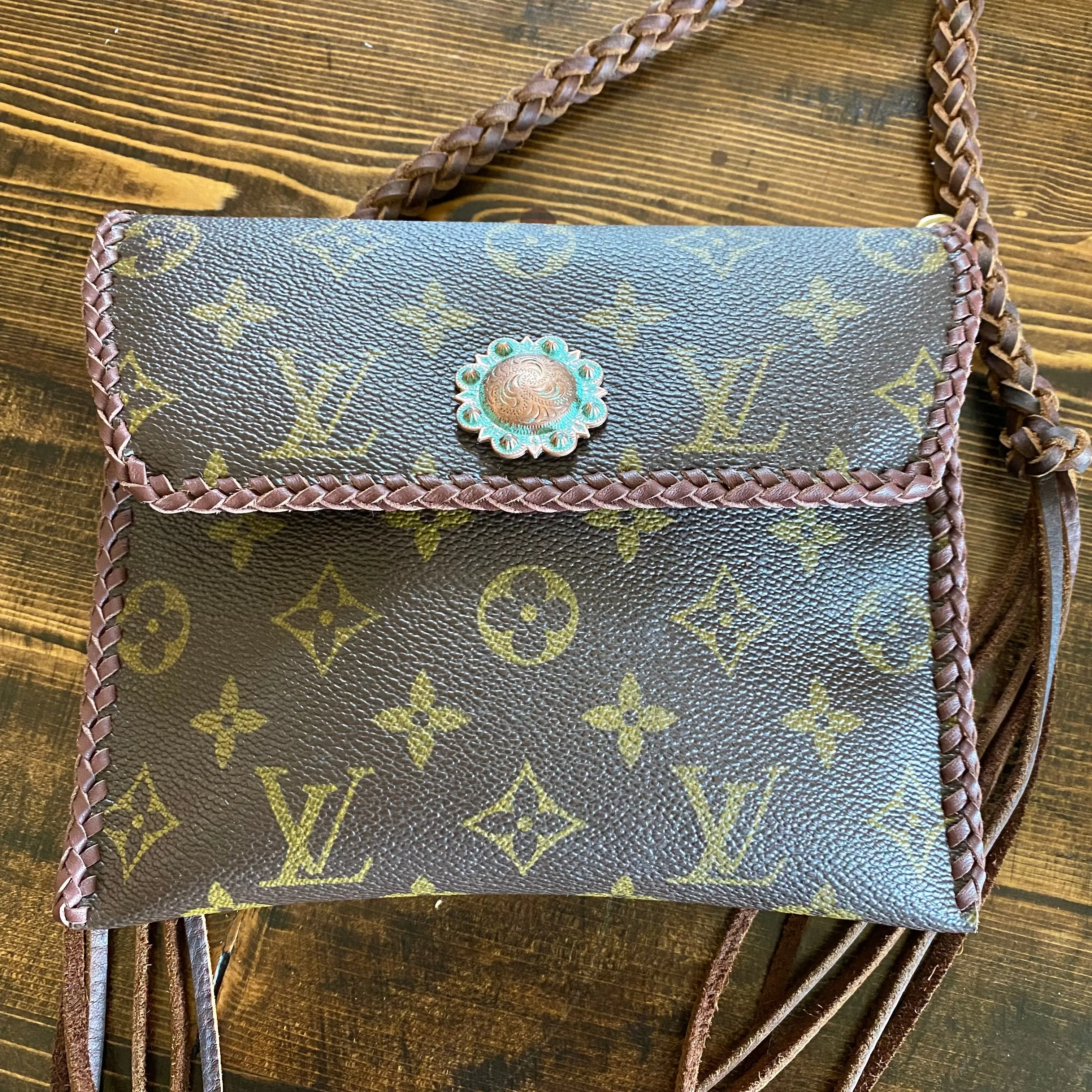 The Cardinal Crossbody - Vintage Monogram