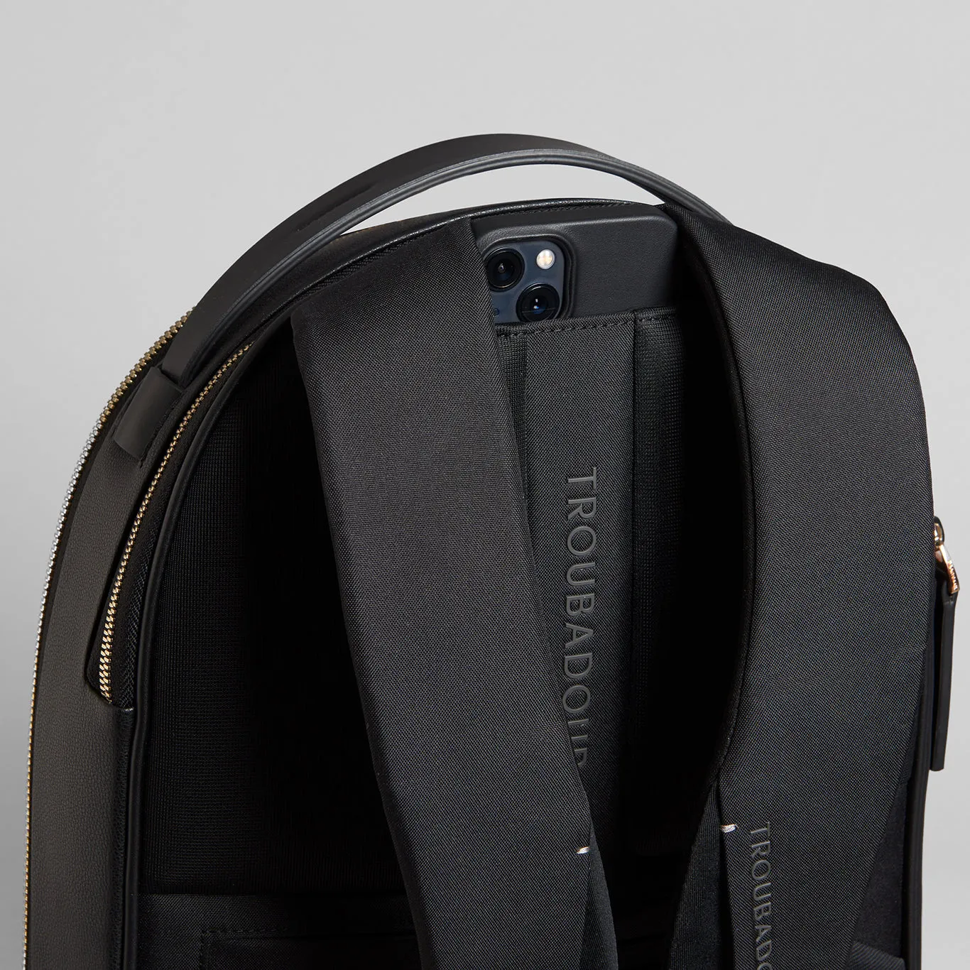 Troubadour Momentum Backpack